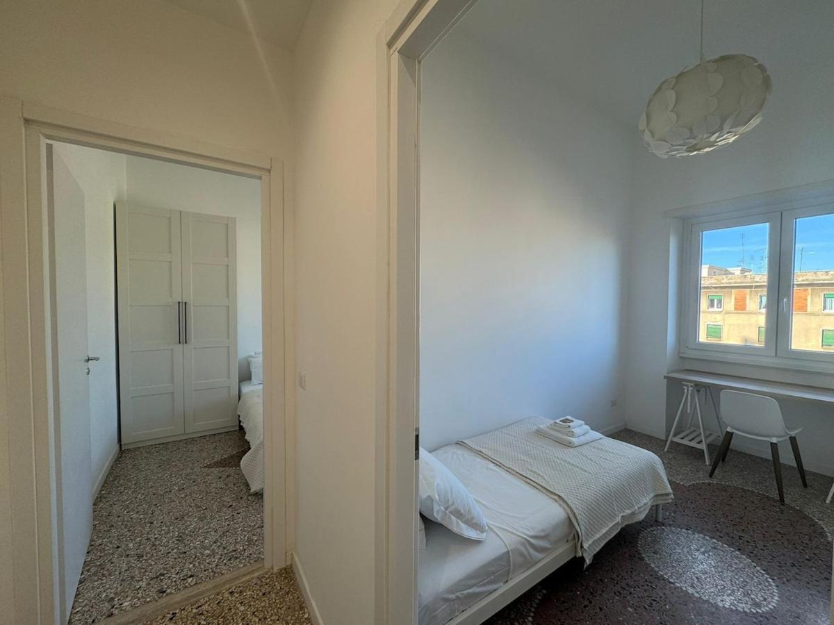 Apartment Stylish In Rome's Trendy Hub