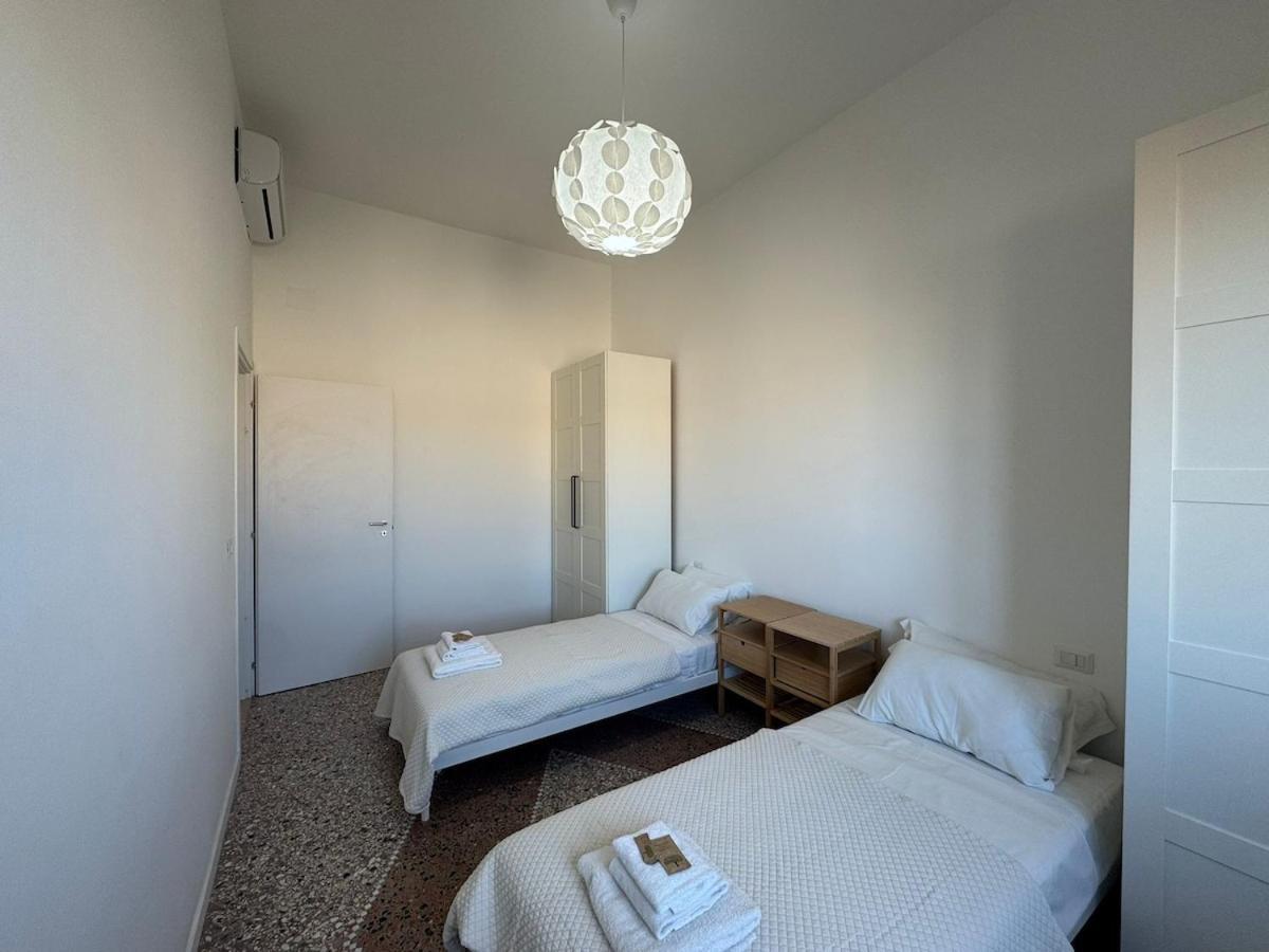 Stylish In Rome's Trendy Hub Apartment Rom