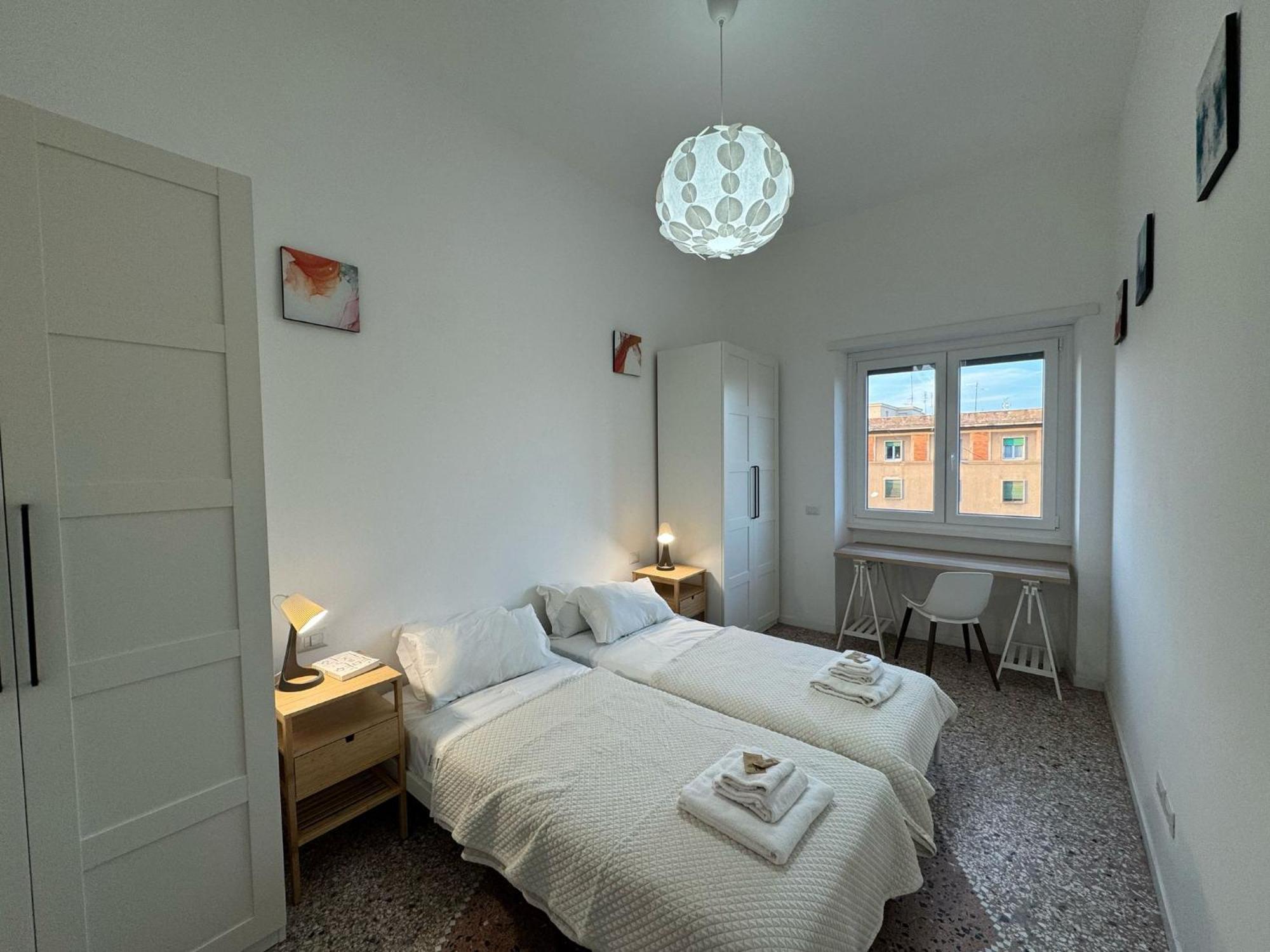 Apartment Stylish In Rome's Trendy Hub